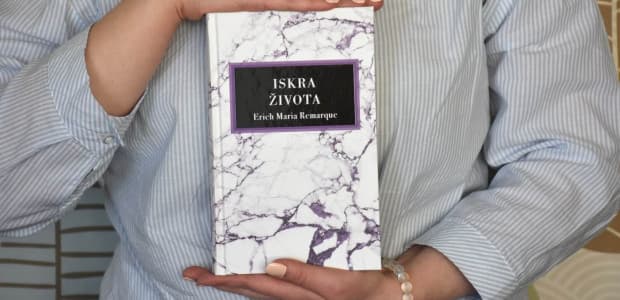 Príbeh, ktorý ukazuje brutálne podmienky v nemeckom koncentračnom tábore. Vychádza novinka Iskra života od pána spisovateľa.