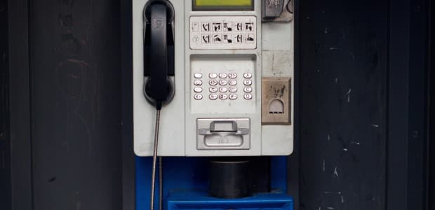 Telefónne búdky a prvé volania kamarátom
